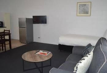 Penguin Seaside Motel Esterno foto